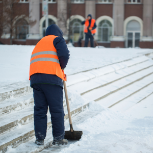 Workers in Cold Weather Workplace